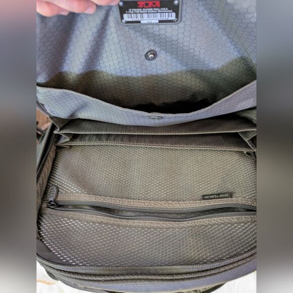 Tumi 541C Black Nylon Ballistic laptop work backpack Luggage Many Pockets - Picture 3 of 11